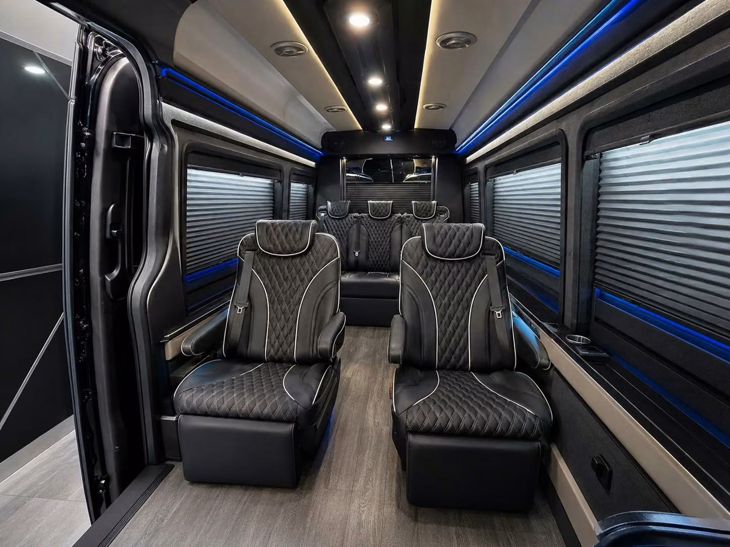 corporate airport shuttles for lakeland s business travelers
