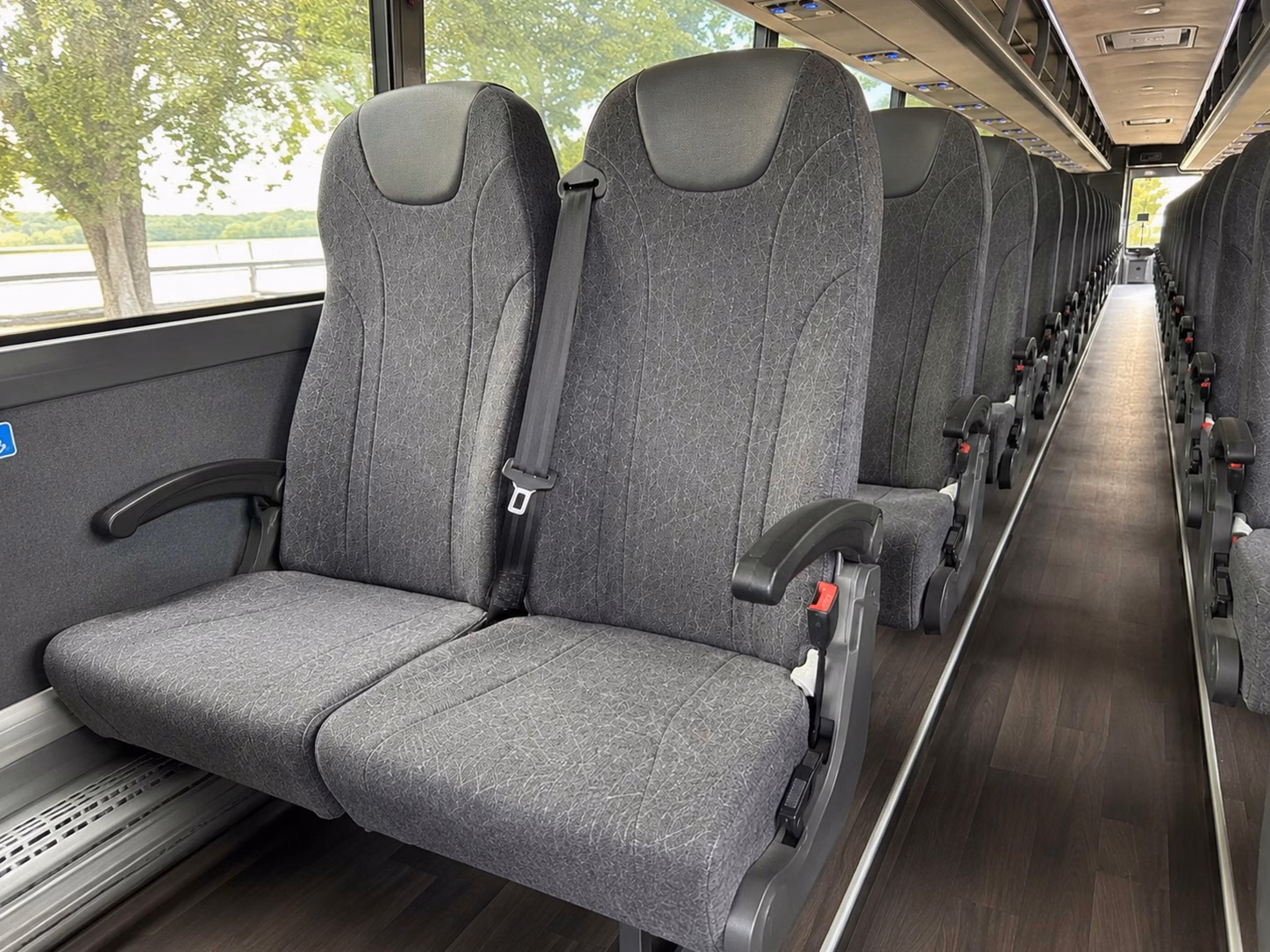 how the bus type you choose changes charter bus prices in lakeland florida