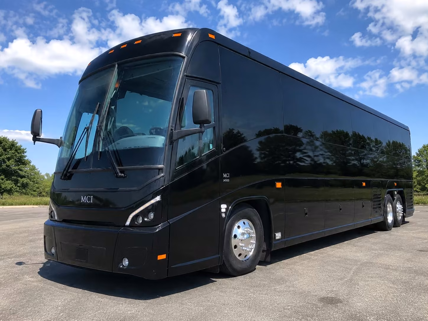 sports team transportation and fan shuttles in lakeland